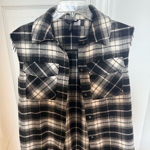 Black and White Plaid Sleeveless Shirt